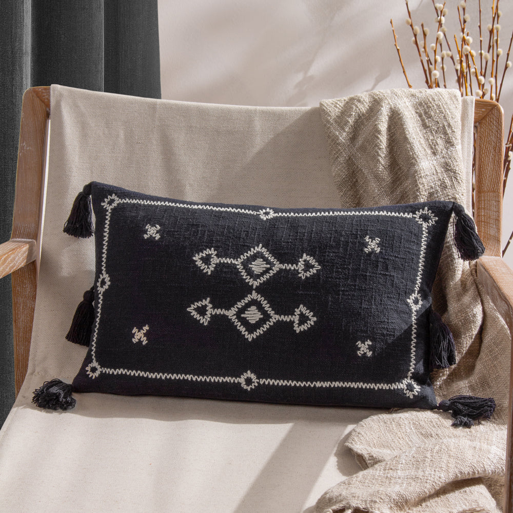 Global Black Cushions - Folis Cushion Cover Black Yard