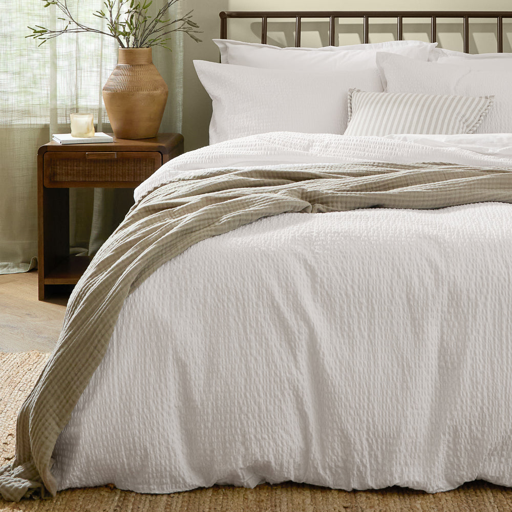 Plain White Bedding - Hebden Relaxed Seersucker Duvet Cover Set Chalk Yard