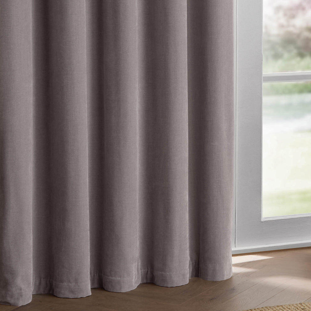 Plain Purple Curtains - Heavy Chenille Fully Lined Velvet Eyelet Curtains Mauve Yard