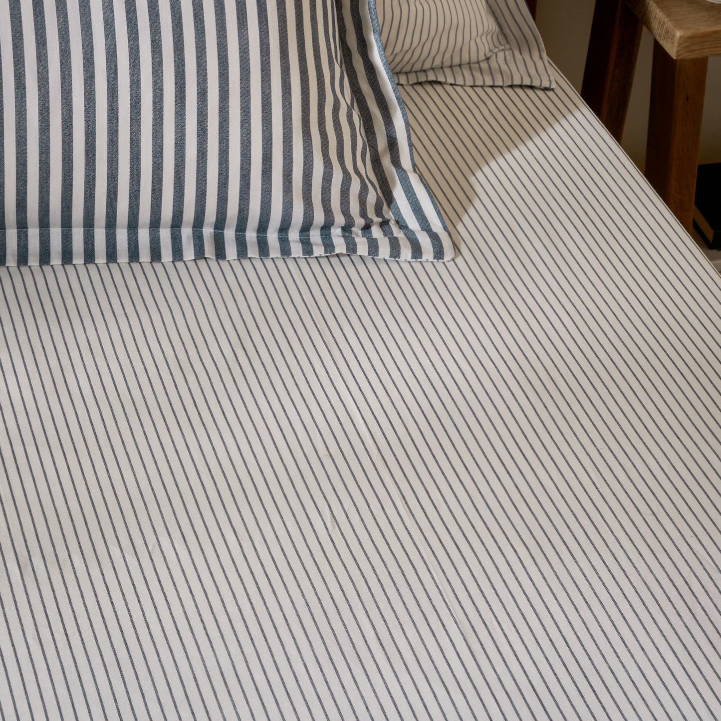 Striped Blue Bedding - Hebden 100% Cotton Narrow Stripe Fitted Bed Sheet Navy Yard