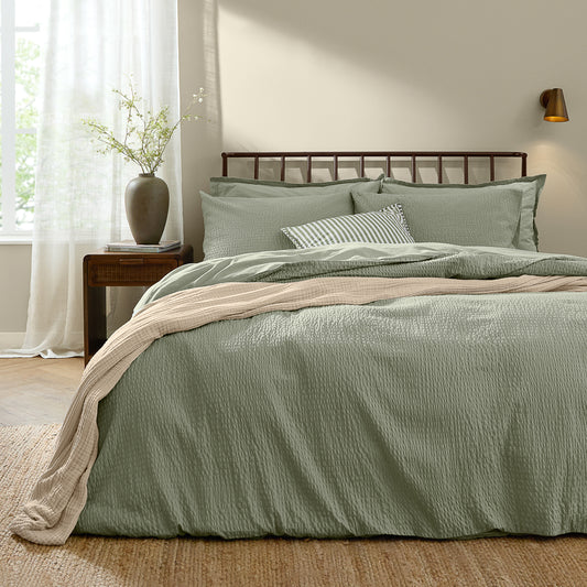 Plain Green Bedding - Hebden Relaxed Seersucker Duvet Cover Set Bay Green Yard