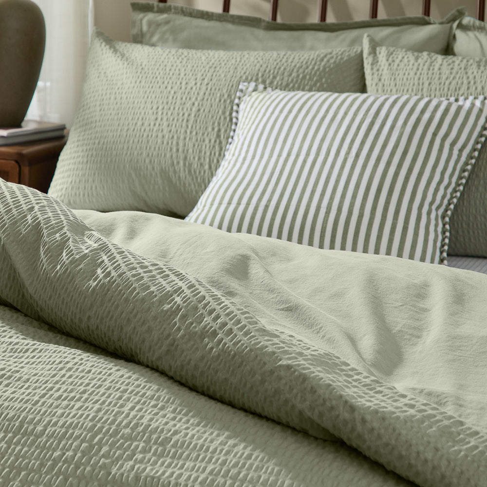 Plain Green Bedding - Hebden Relaxed Seersucker Duvet Cover Set Bay Green Yard