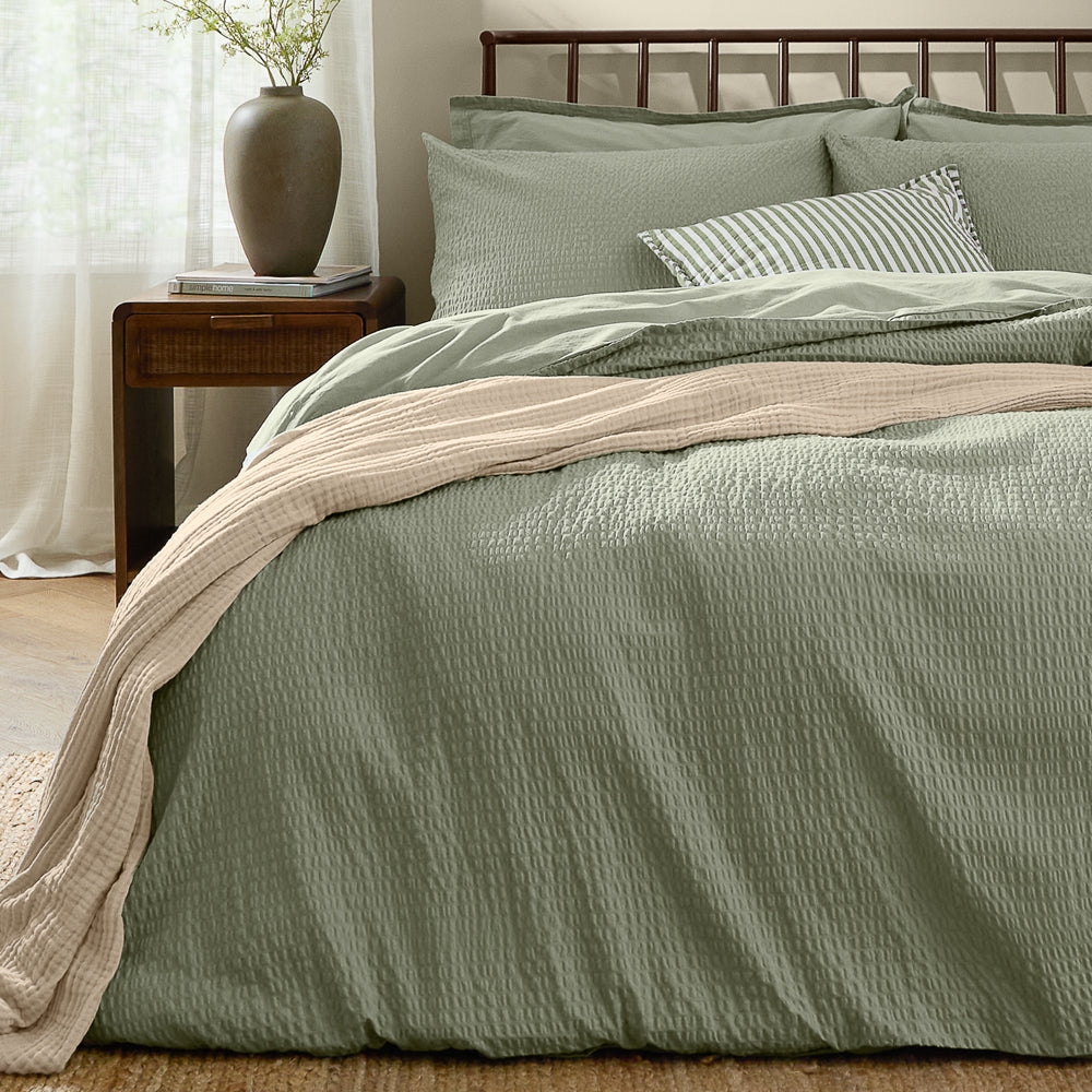 Plain Green Bedding - Hebden Relaxed Seersucker Duvet Cover Set Bay Green Yard