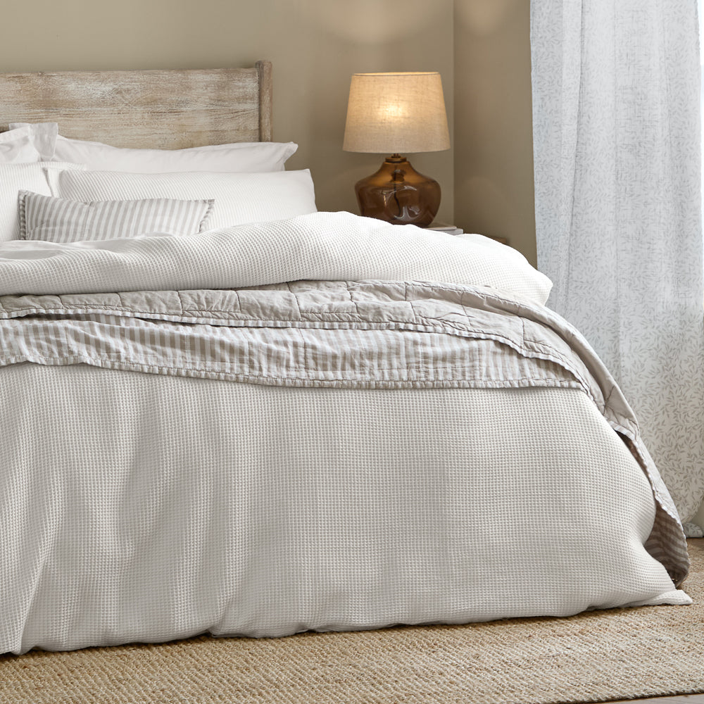 Plain White Bedding - Hebden Relaxed Waffle Duvet Cover Set Chalk Yard